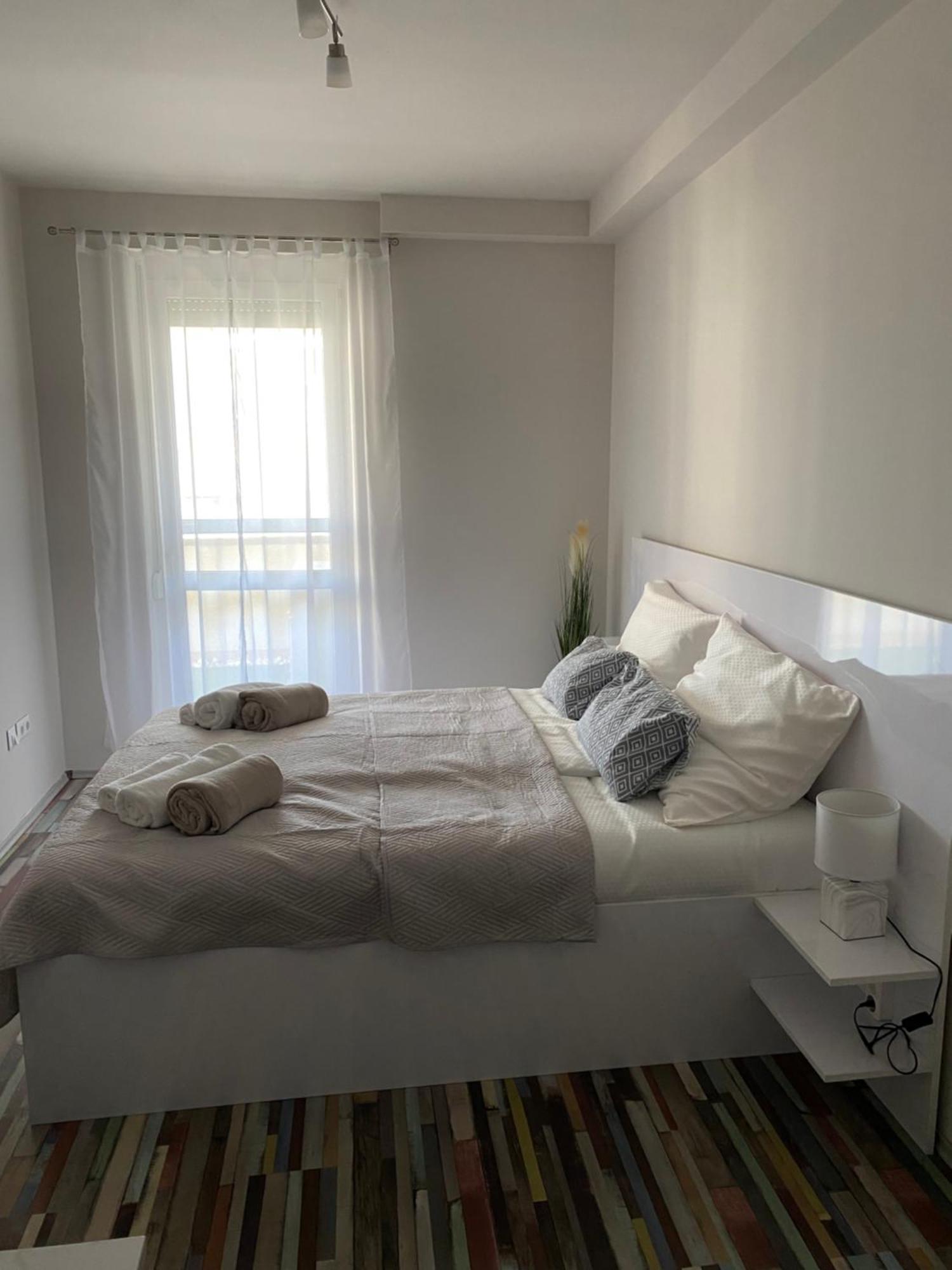 Montana Apartman Мішкольц Екстер'єр фото